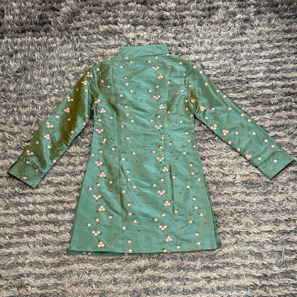 New ! Silk Elegant Green Embroidered Floral Women's Coat, Size S - Picture 2 of 10